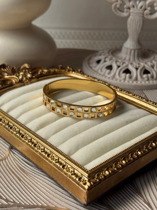 Honey layar bangle