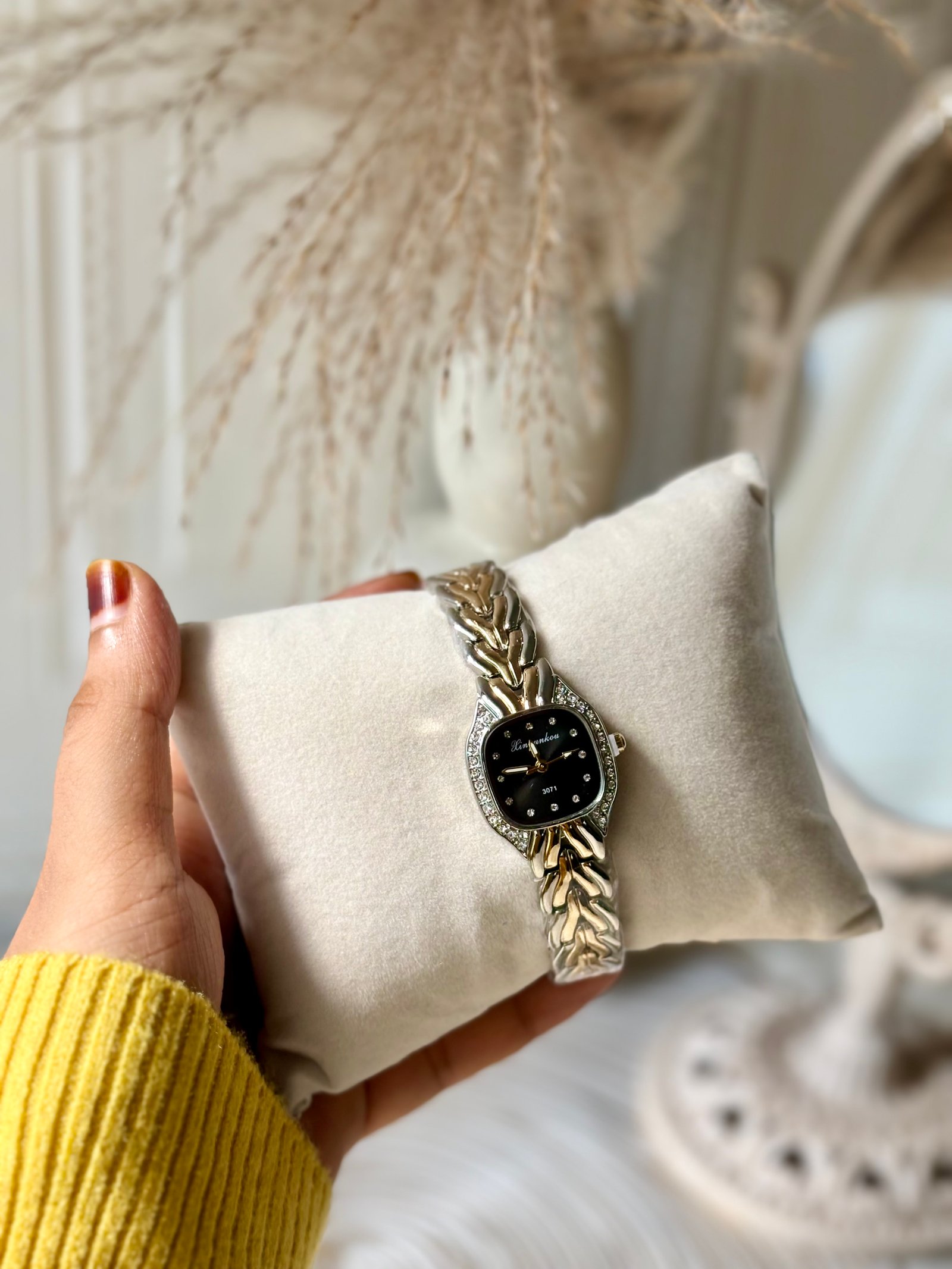 Rhinestone Inset Two-Tone Luxury Fashion Watch - Image 4