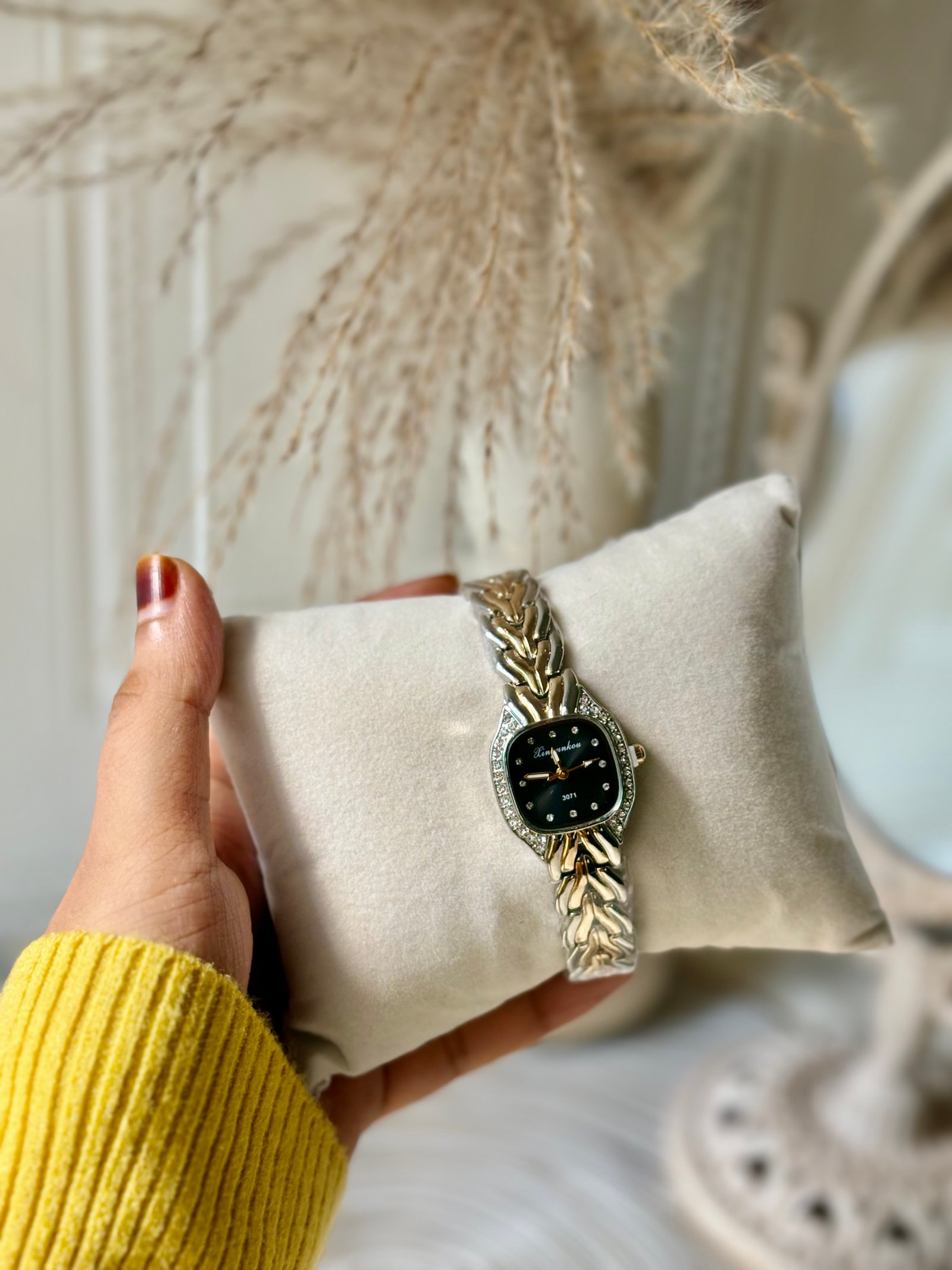 Rhinestone Inset Two-Tone Luxury Fashion Watch