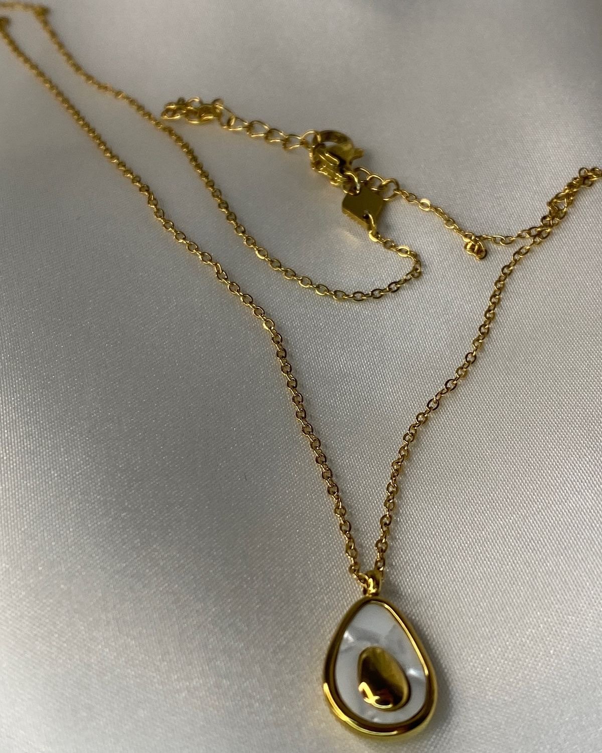 Avacado pendent - Image 6
