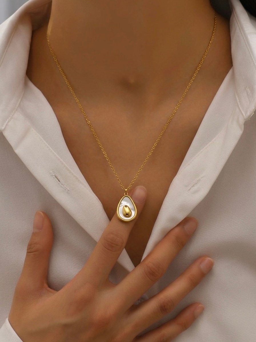 Avacado pendent - Image 5