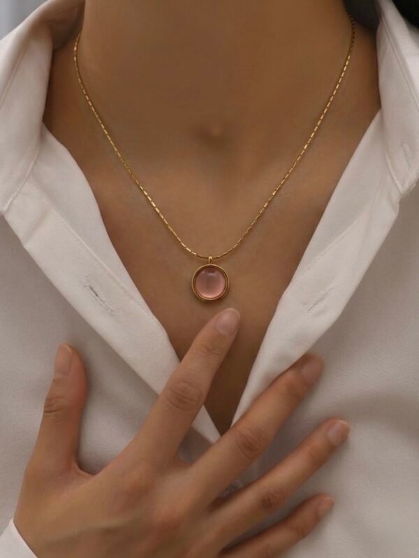 Pink rount stone