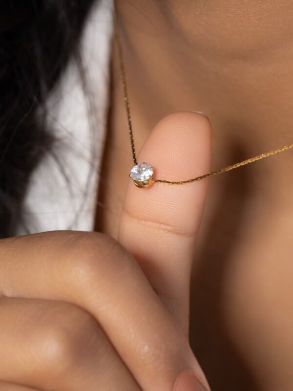 Invesible white stone neck chain