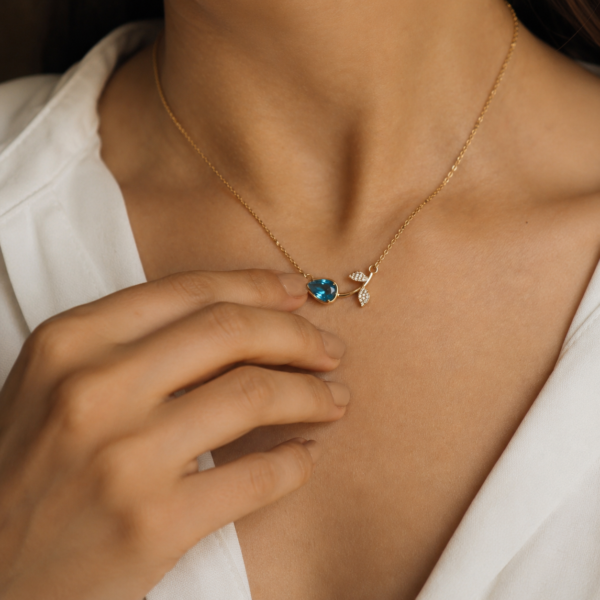 sky blue tulip pendant