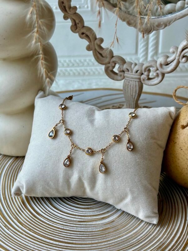 rain drop stone hanging bracelet