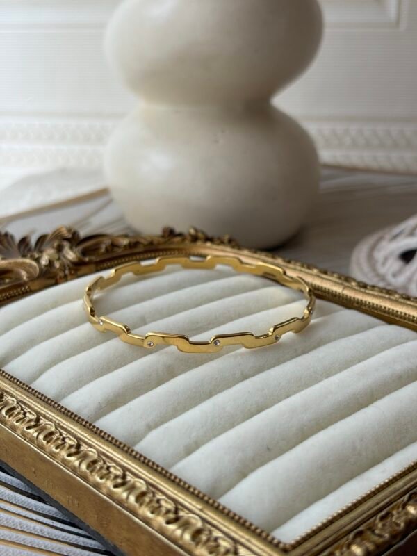 Square Wave  Step Design bangle