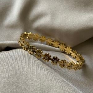 Daisy Bloom Bangle