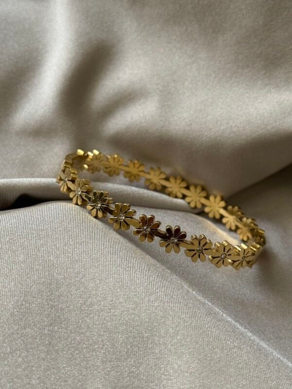 Daisy Bloom Bangle